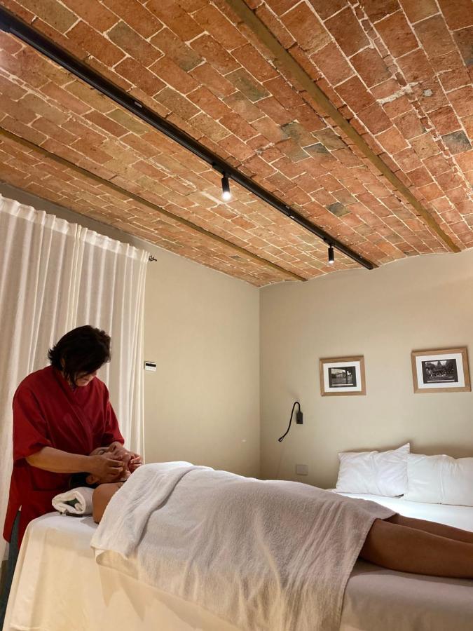 Tenuta Pizzone Wine Resort Rivanazzano Terme Luaran gambar