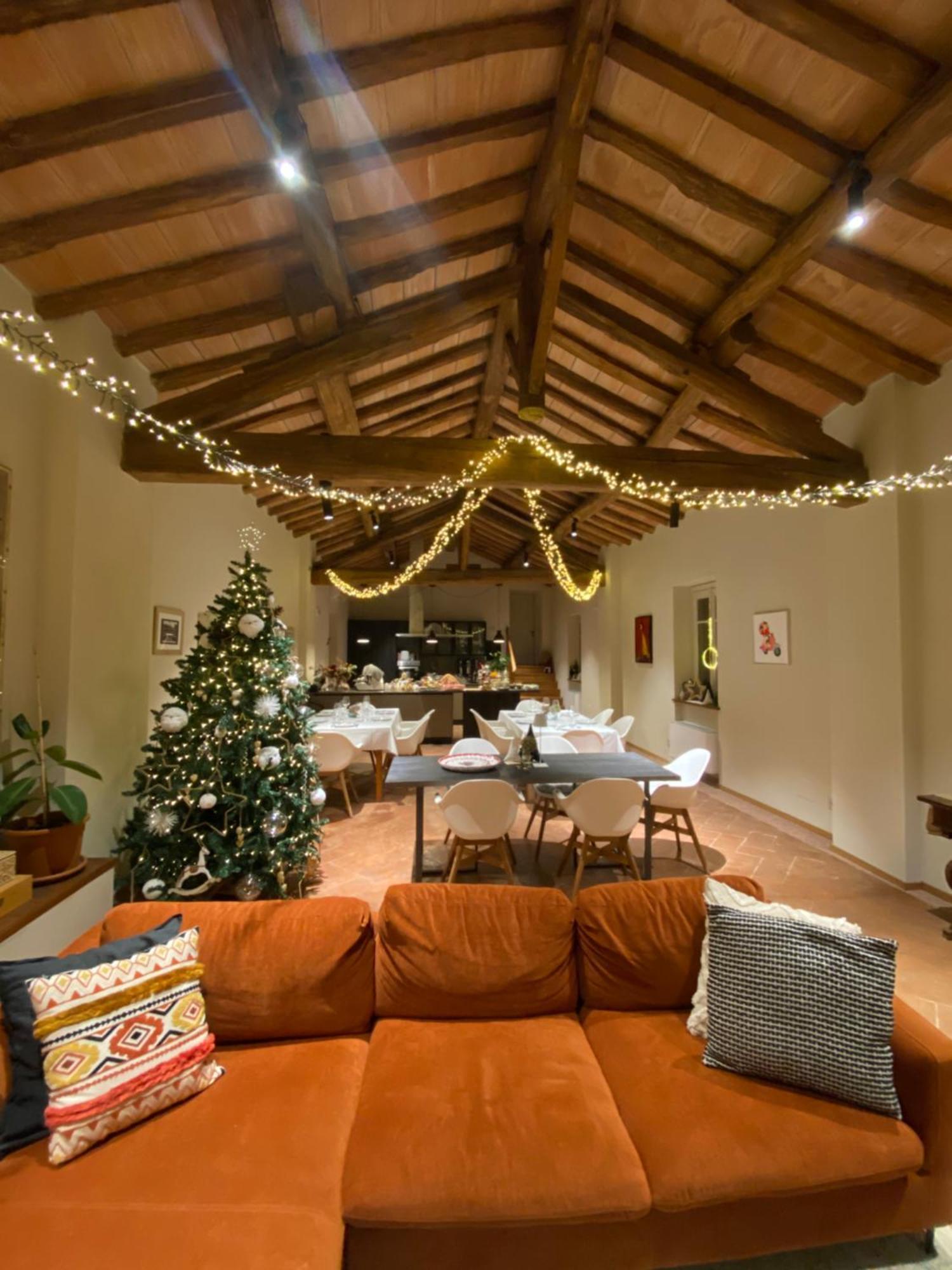 Tenuta Pizzone Wine Resort Rivanazzano Terme Luaran gambar